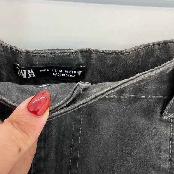 Zara Black Mini Skirt - Picture 4 of 8